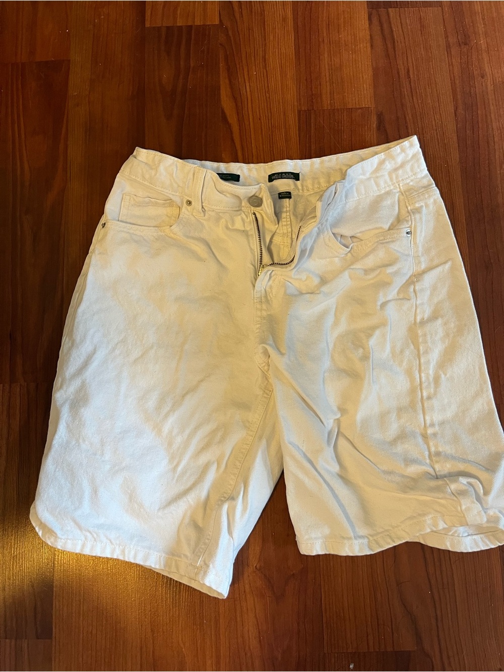 wild fable Men's White Flat-Front Casual Shorts